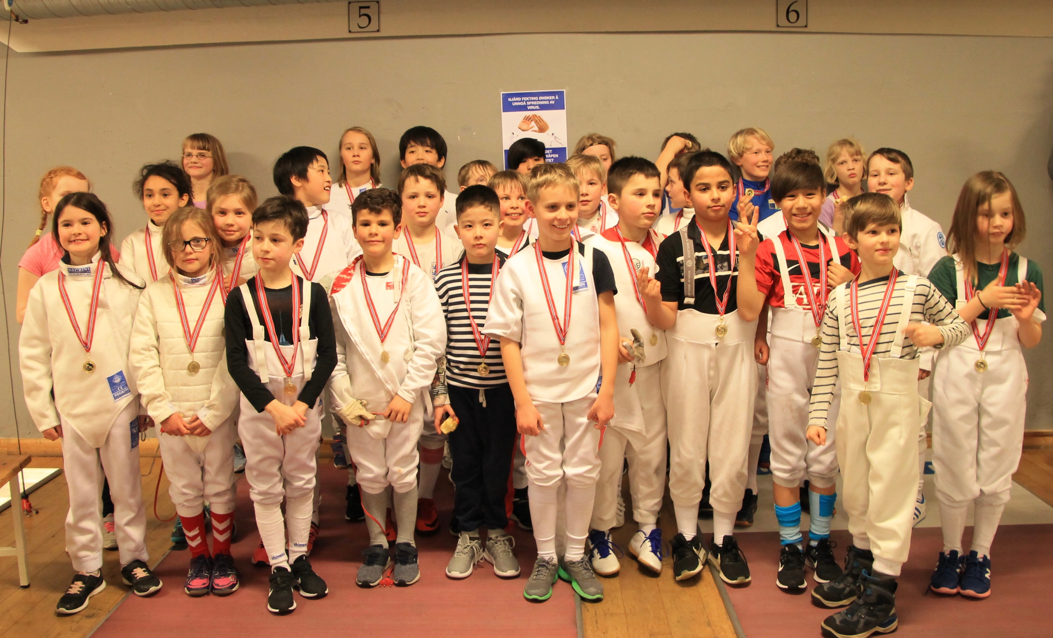 Medlajer i alle klasser til våre fektere under helgens Vårstøt.